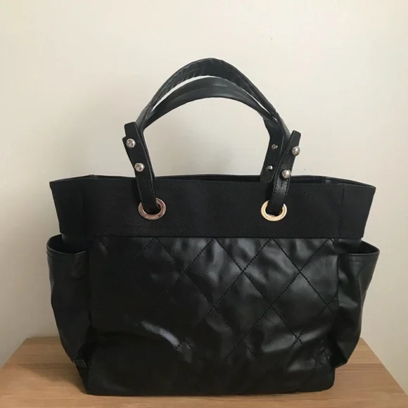 Authentic Chanel Large Bag - Picture 2 of 7